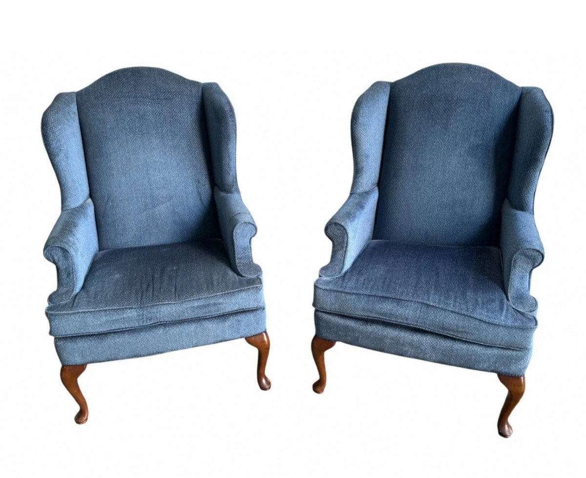 Paire de bergères à oreilles de style Chippendale