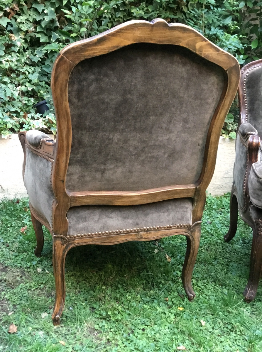 Paire de bergères de style louis XV en bois mouluré et sculpté -photo-2