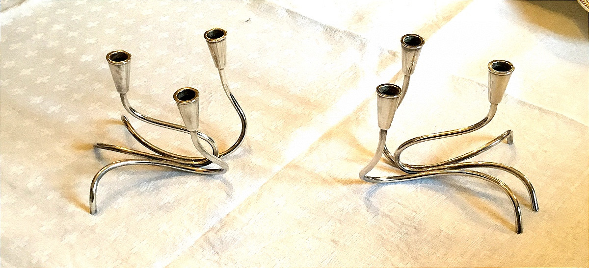 Carl Christiansen .Danemark vers 1950. paire de bougeoirs en métal argenté-photo-4