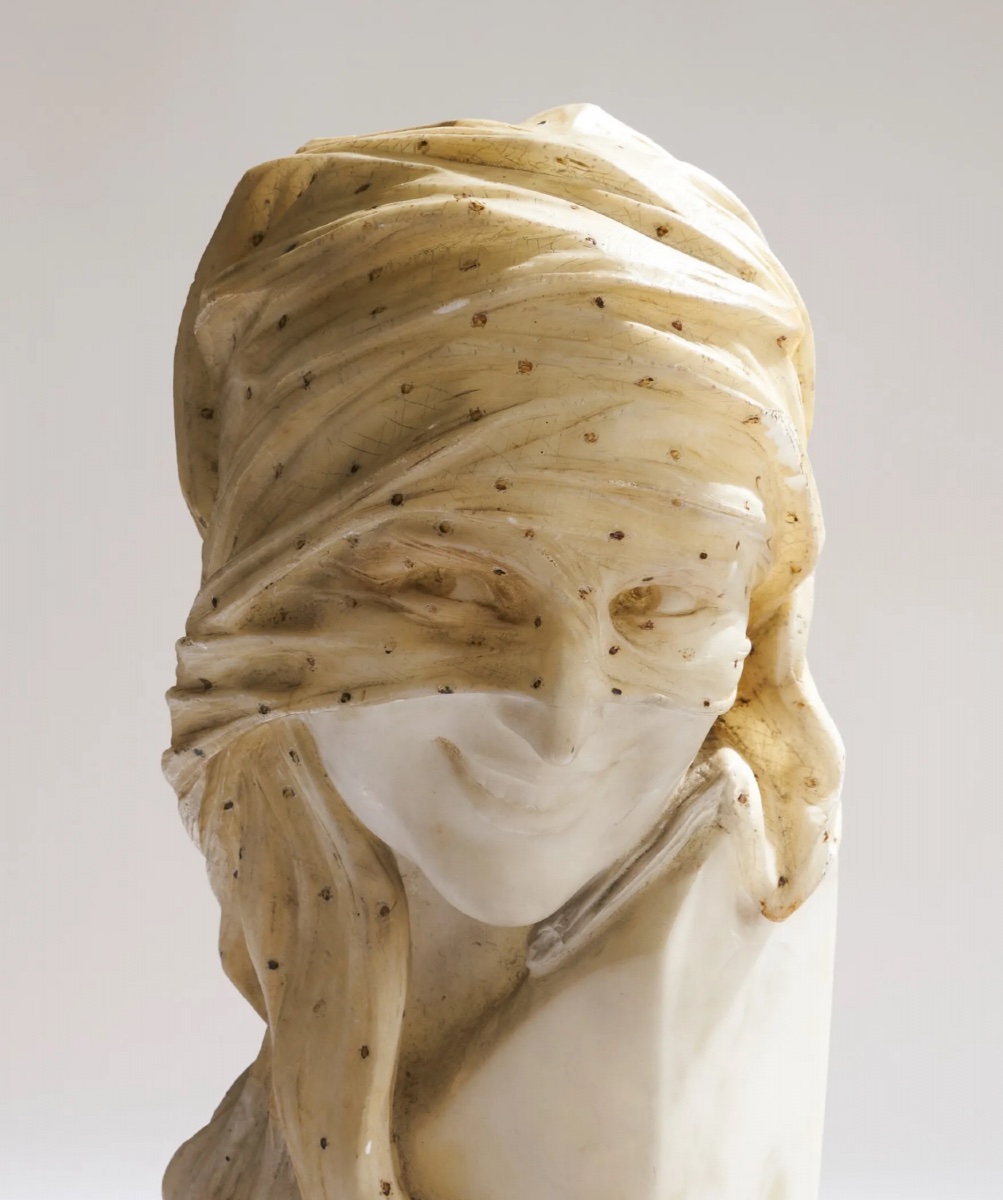 Giusto Viti .marbre sculpté et patiné  signé -photo-2