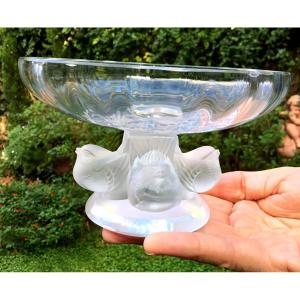 Lalique France. Superb Empty Pocket Cup On Bird Stand. Signed Under The Base
