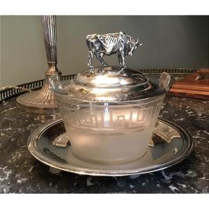 Covered Pot In Silver Metal And Glass With Frieze Pattern. The Fretel In The Shape Of A Cow.