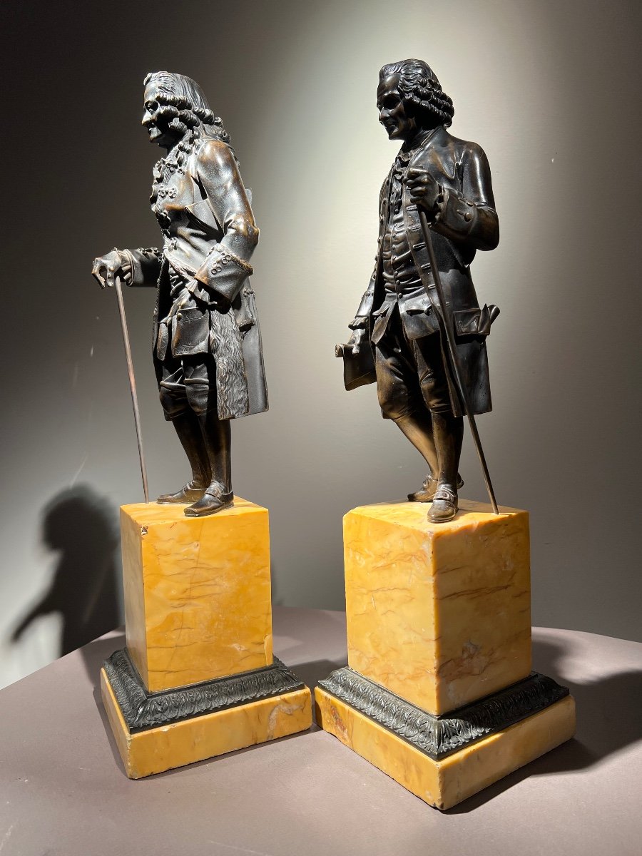 Pair Of Bronze Sculptures Representing Voltaire And Rousseau, Restoration Period. 
