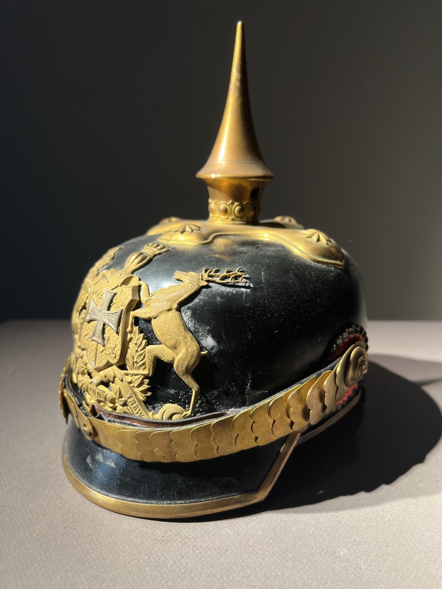 Casque à pointe d’officier d’infanterie de réserve Würrtembourgois, vers 1914-1918.