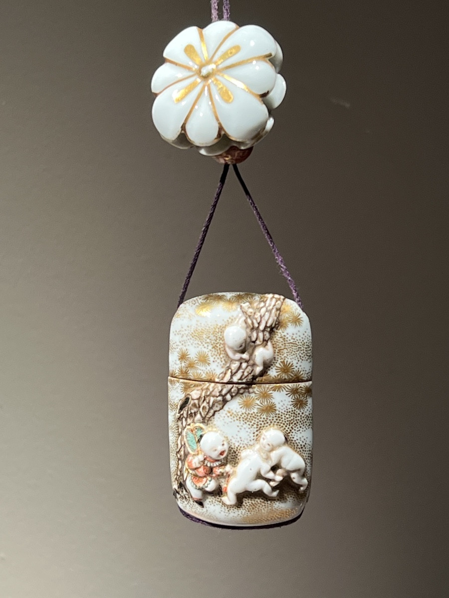 Inro Porcelain Decoration With Children Playing, With Netsuke, Japan, Late Medji Period, Ca. 1890-1900.-photo-3