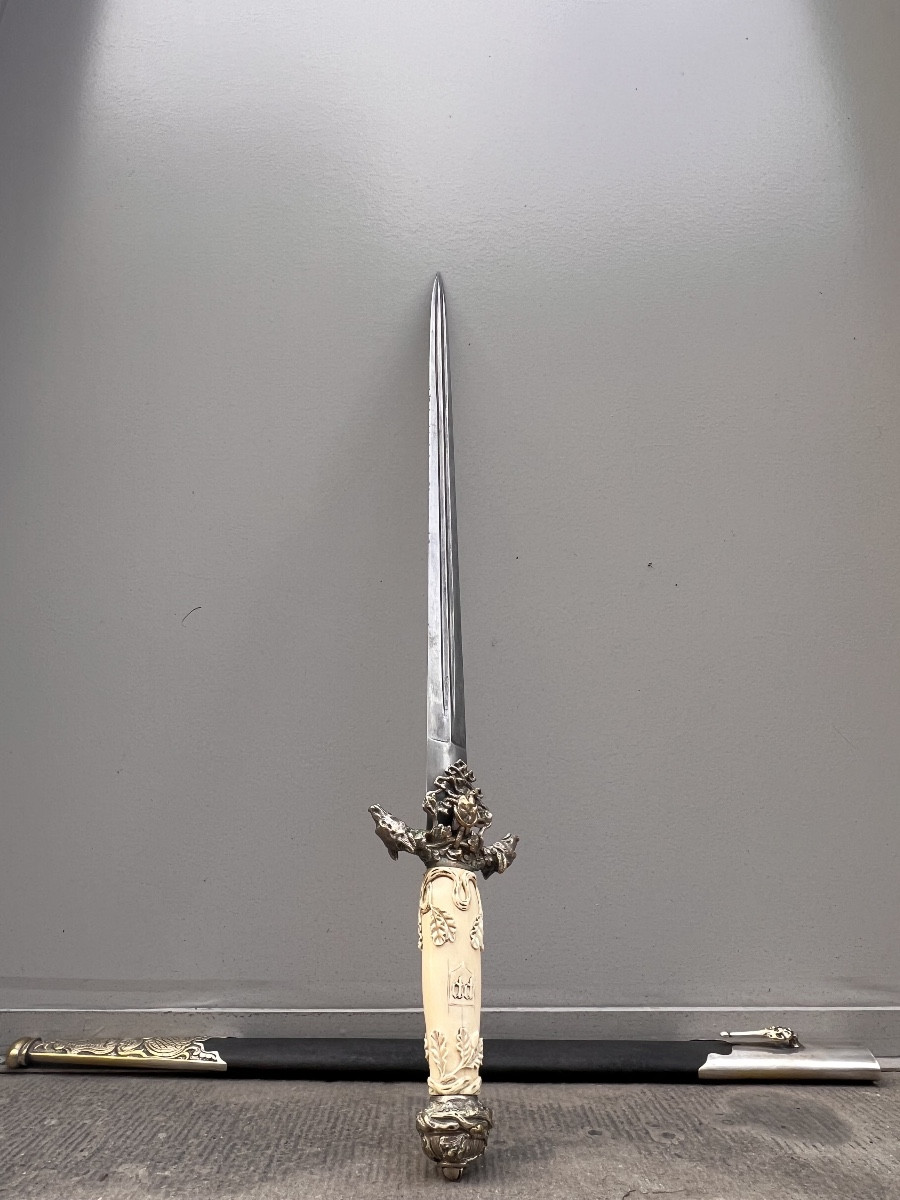 Dague de chasse, bronze argenté, foureaunen peau de requin, France, ca. 1870.-photo-1