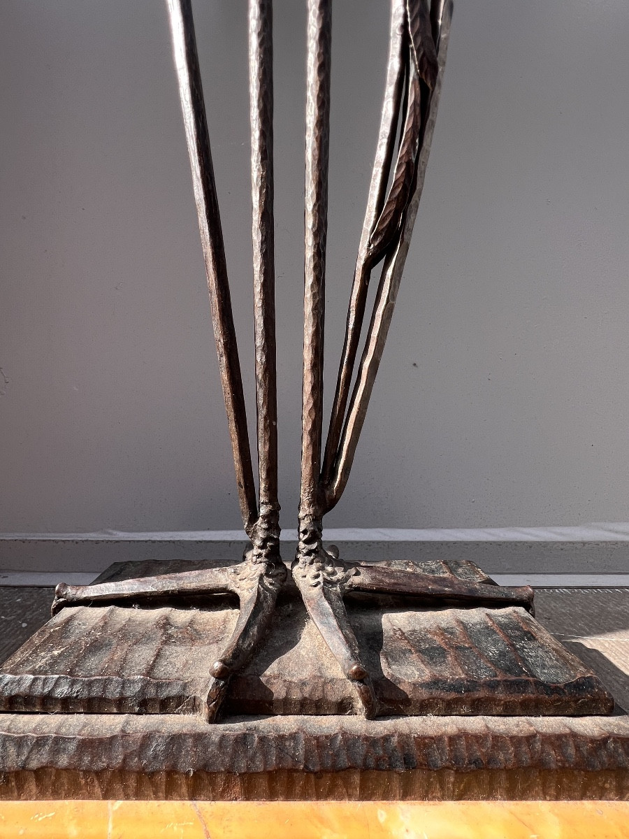 Edgar Brandt (1880-1960) attr. á, porte cigare en fer forgé en forme de grue, Art-Deco, ca.1925-photo-1
