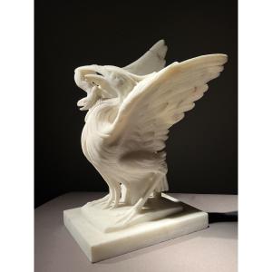 Achille Belliazzi (1834–1917)  Oiseau au lézard, sculpture en marbre , sign
