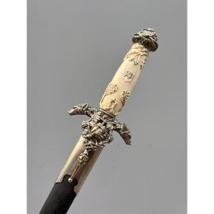 Dague de chasse, bronze argenté, foureaunen peau de requin, France, ca. 1870.