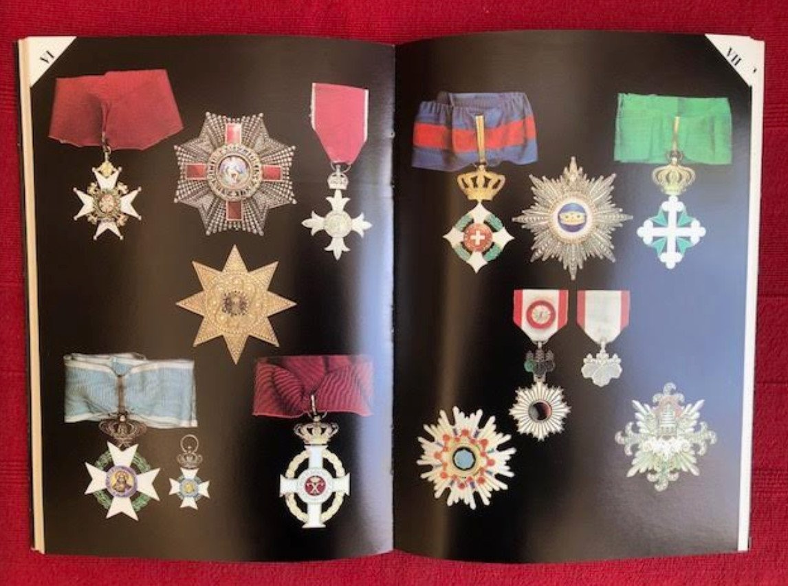 Guide To Military Decorations And Medals 1814-1963 And Civil Orders-photo-1