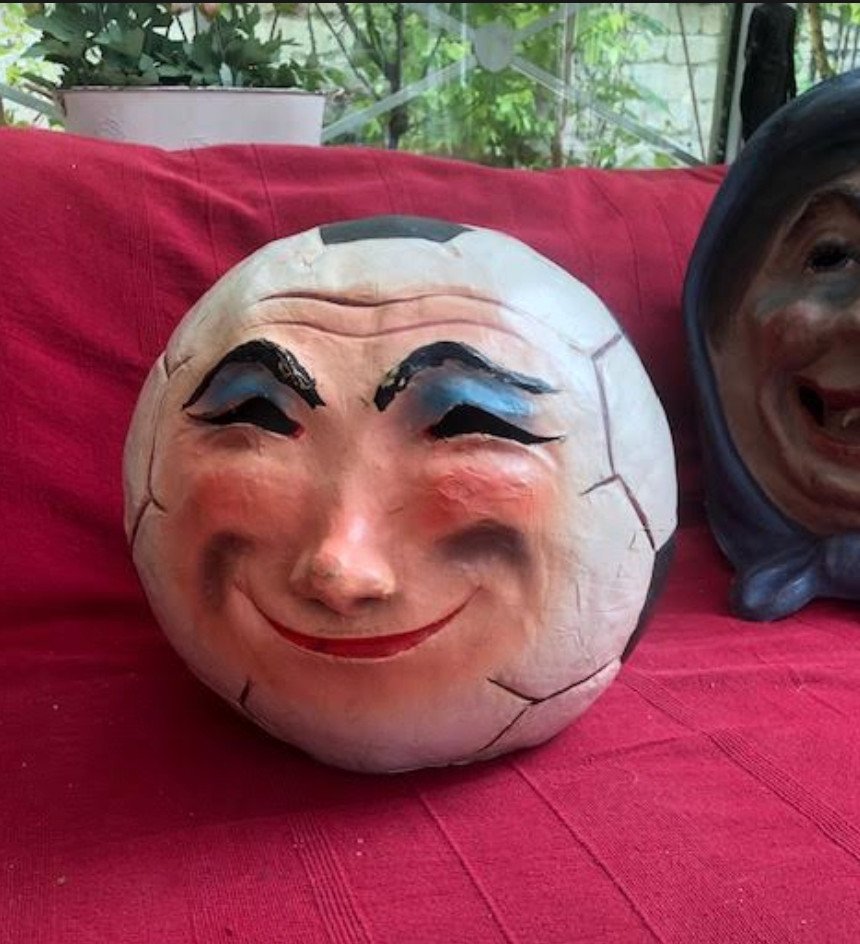 Tete Carnaval Papier Mache  Ballon De Foot