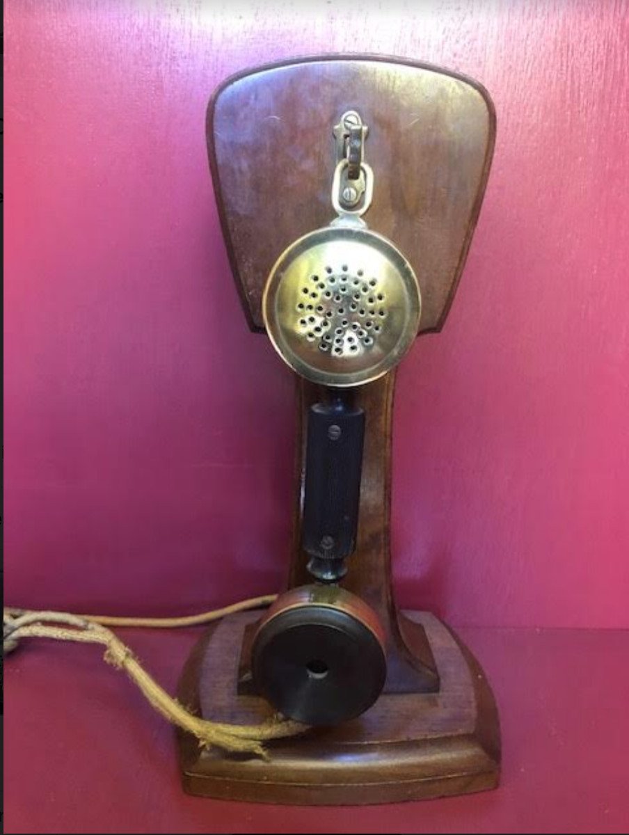 Telephone Of The Industrial Company Of Telephones