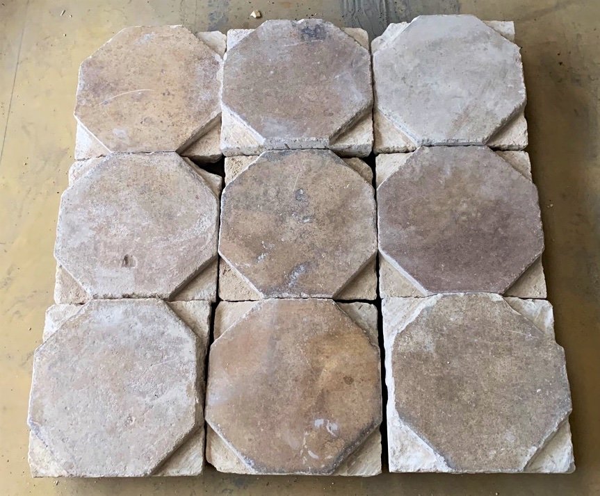 Sol Pierre - Carreaux à Cabochons XVIIe-photo-2