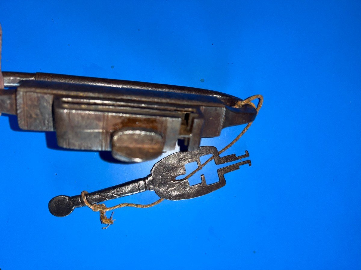 Important Cadenas Temple Bouddhiste XVIIIe Siècle-photo-3