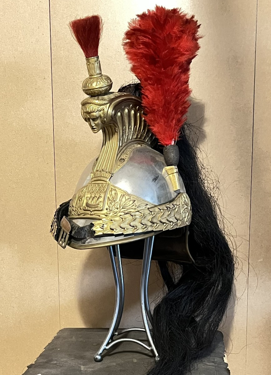 CASQUE D'OFFICIER DE LA GARDE RÉPUBLICAINE À CHEVAL