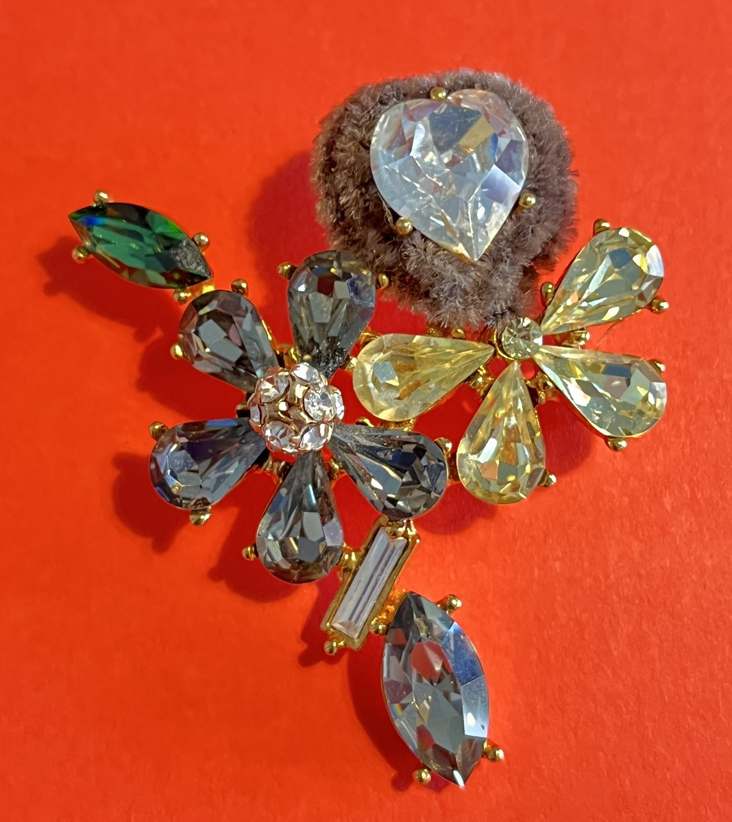Broche CHRISTIAN LACROIX