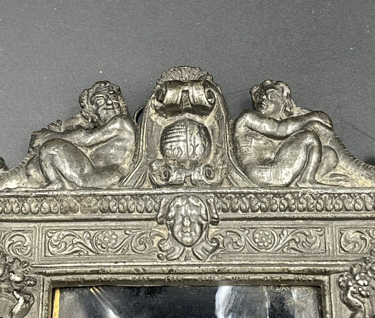 Limoges Enamels, Virgin And Child With A Pear In A Lead Frame-photo-2