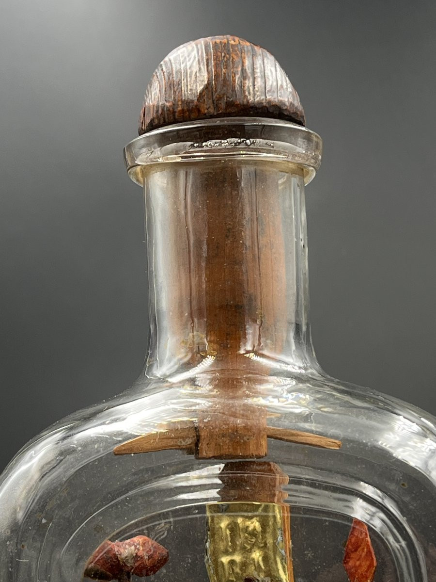 Passion Bottle. Folk Art.-photo-1