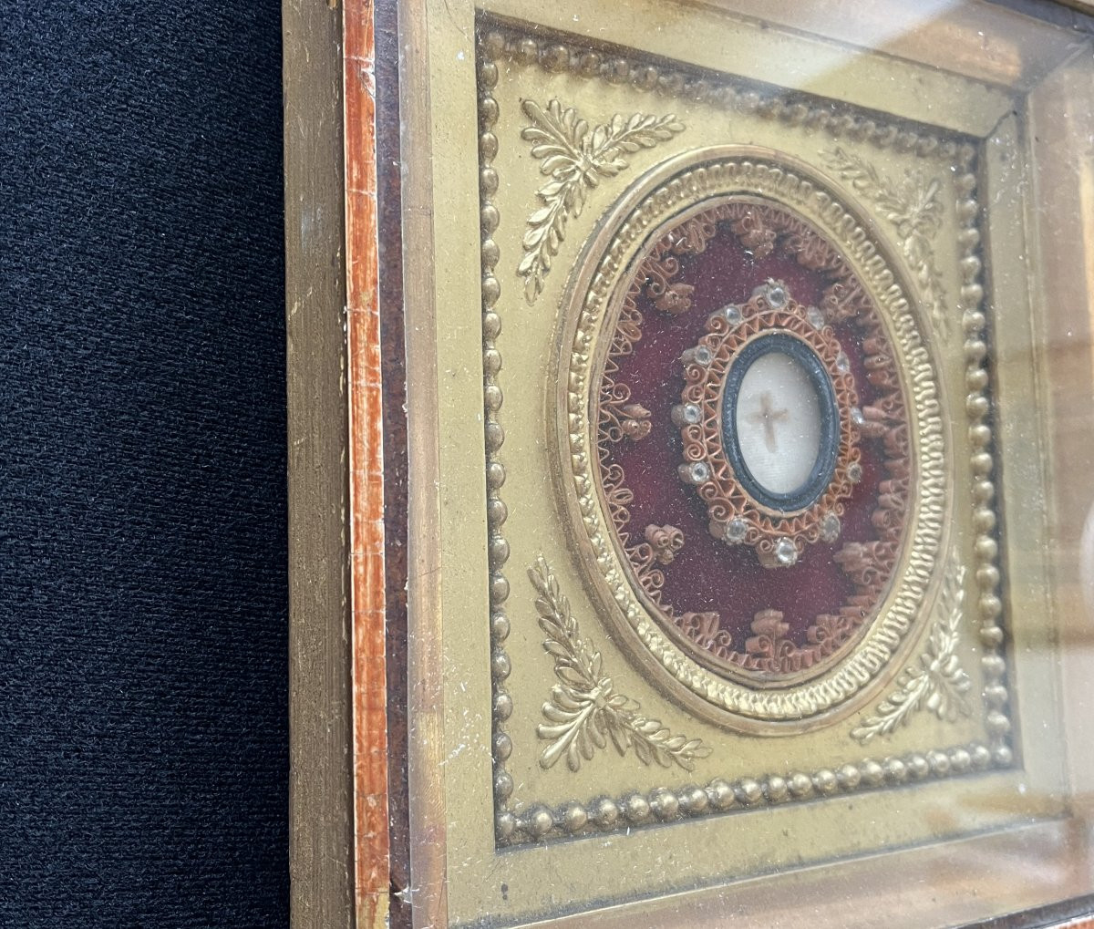 Reliquary In 19th-century Paperolles With Named Provenance - Dated 1842-photo-3