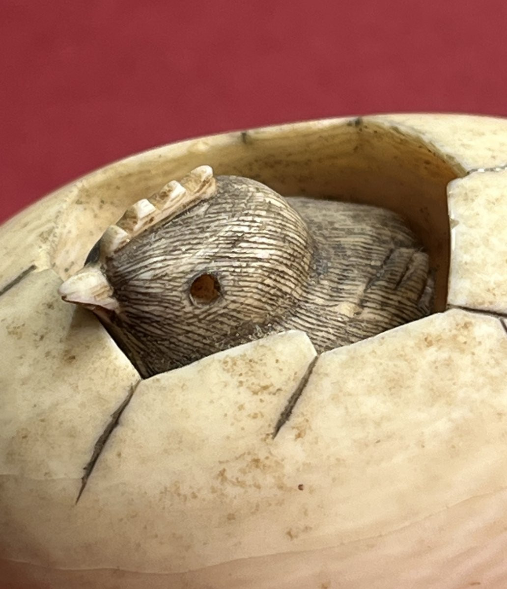 Netsuke japonais ancien – poussin sortant de l’œuf – signature Mitsuhiro -photo-3