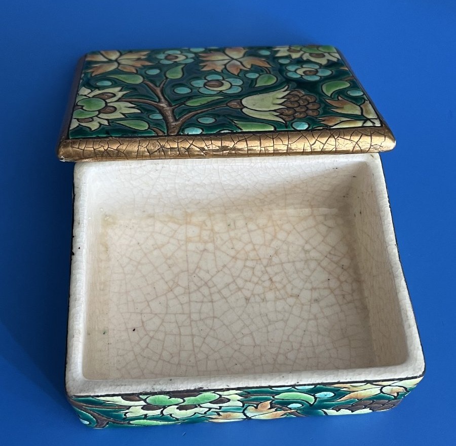 Émaux de Longwy – Bonbonnière rectangulaire en faïence émaillée, décor floral-photo-2