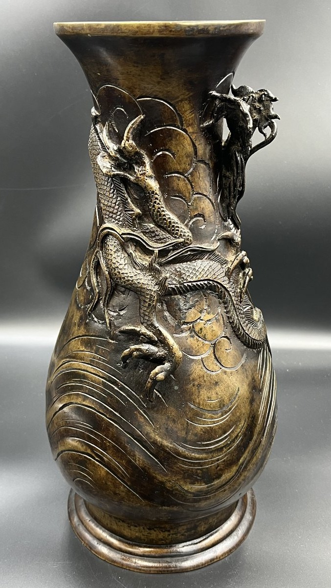 Important Bronze Vase, Japan, 19th Century, With Dragon Decoration In High Relief-photo-3