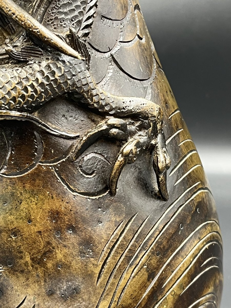 Important Bronze Vase, Japan, 19th Century, With Dragon Decoration In High Relief-photo-4