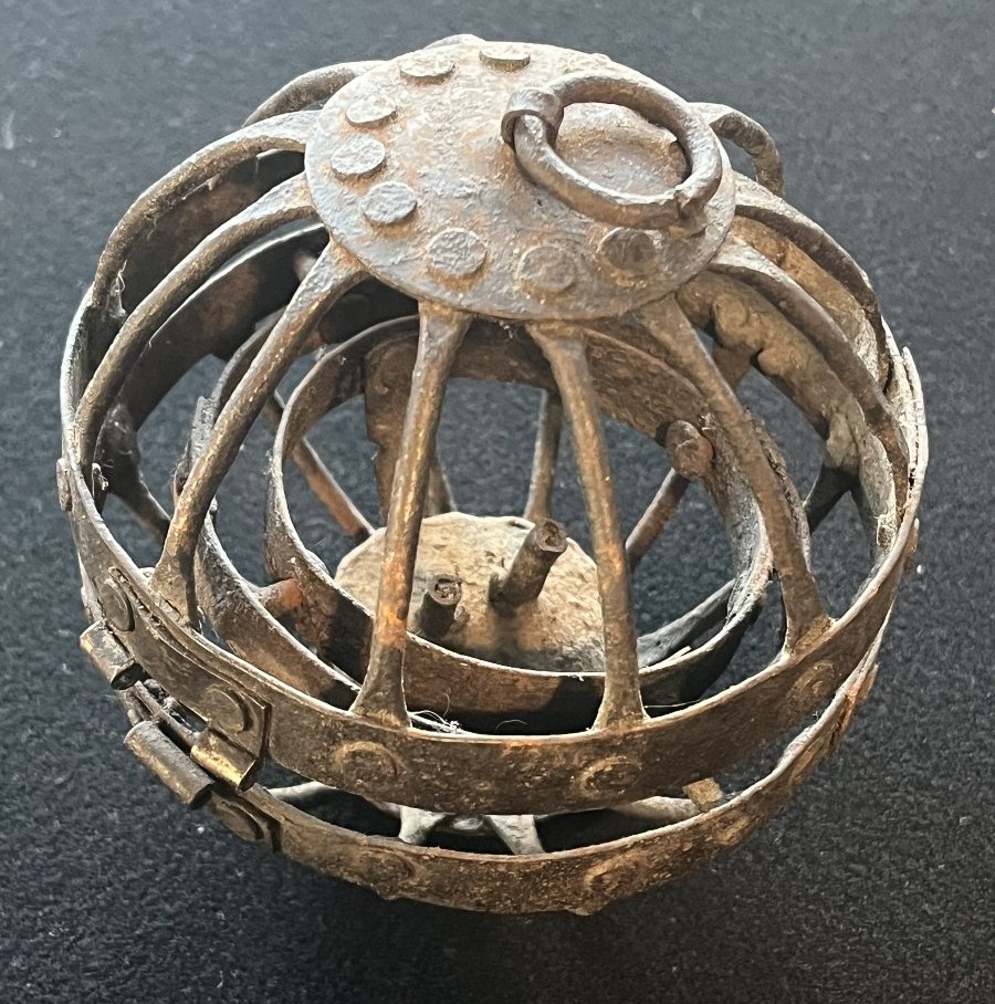 Lampe à huile de navire à suspension à cardan – Fer forgé – fin XVIIIᵉ 