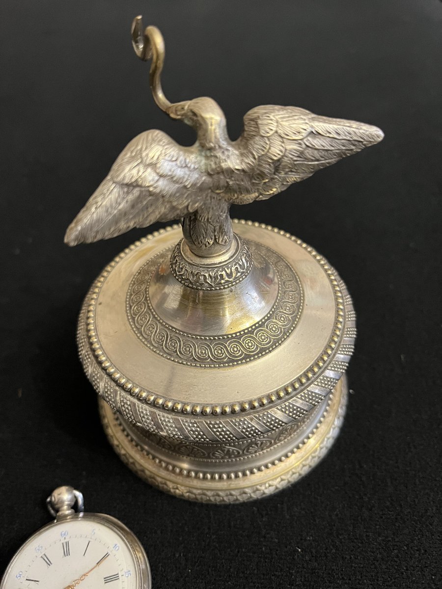 Silver Pocket Watch And Decorative Eagle-shaped Watch Case – Late 19th Century-photo-3