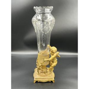 Vase en cristal et bronze doré à décor de putto – Époque Napoléon III