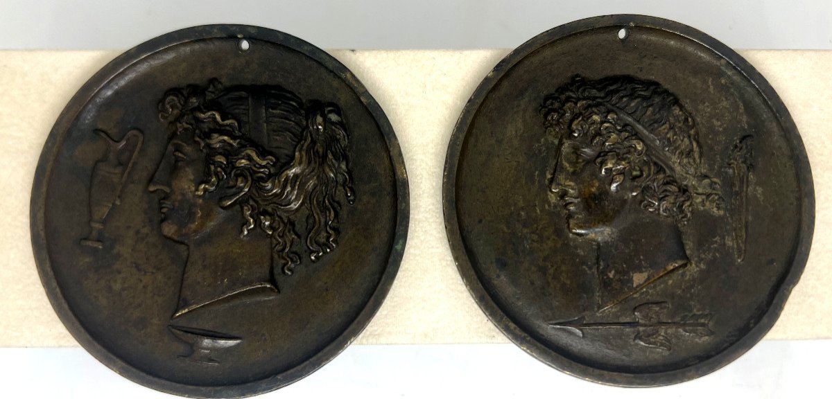 Paire De Basrelief En Bronze Du  Italie Fin Du XVIII Sec