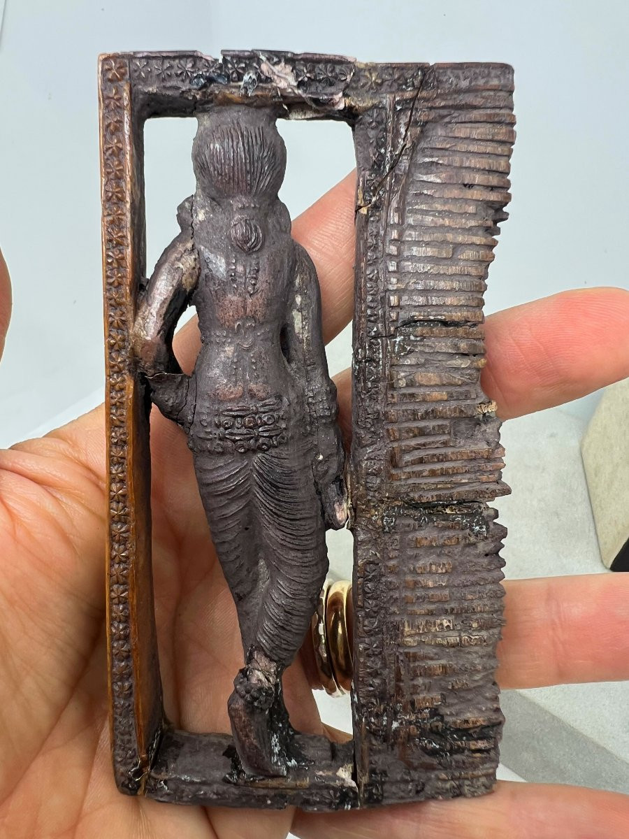 Chandraketugarh Carved Ivory Comb, West Bengal, Sunga Dynasty, 2nd Century Bc–1st Century Ad.-photo-6