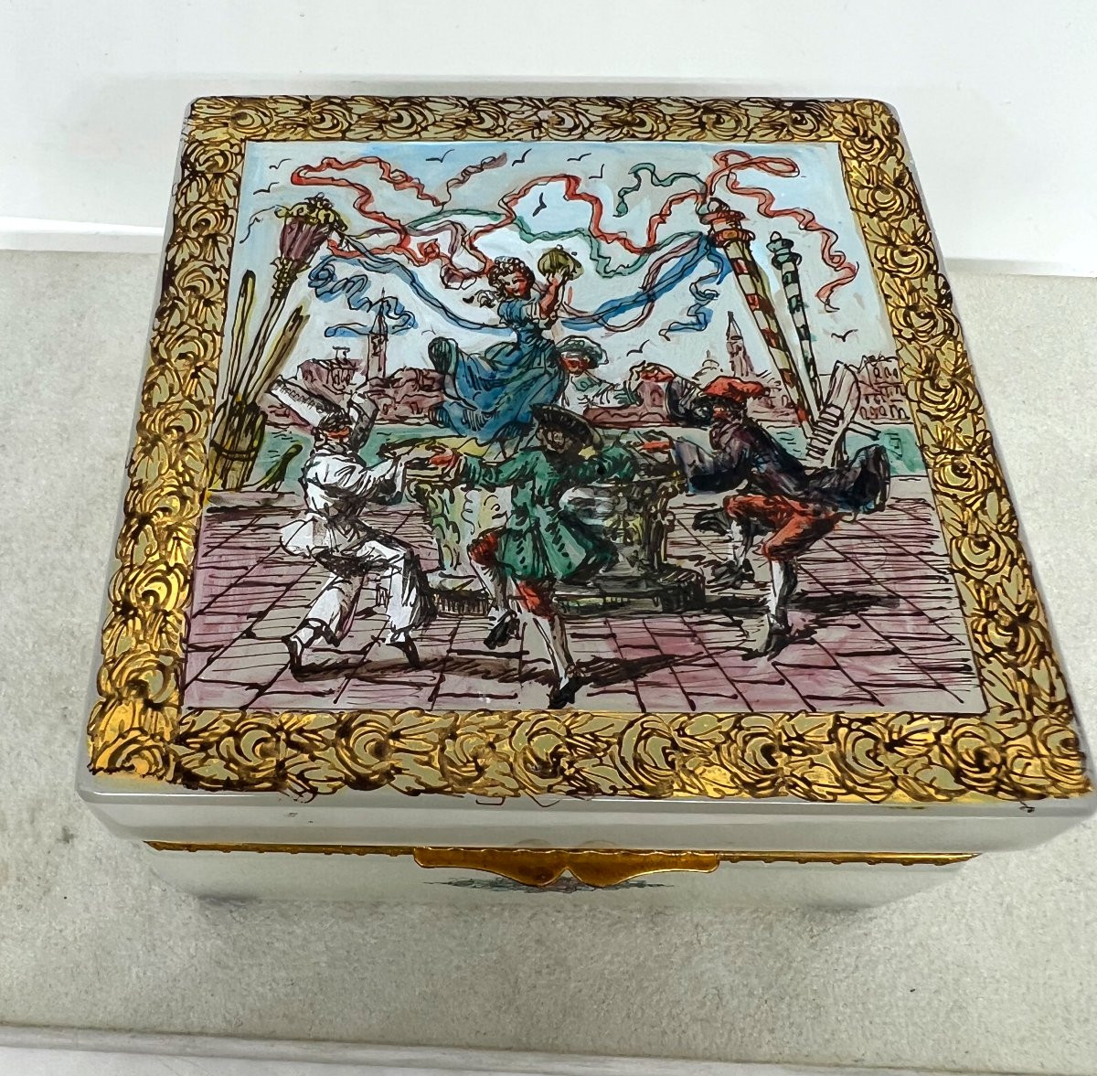 Murano XX sec-photo-2