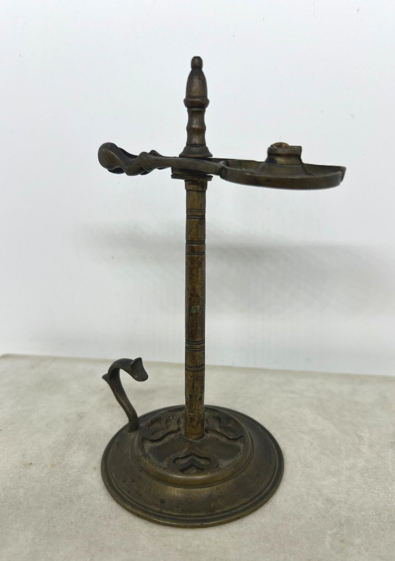 Bougeoir en bronze du XVII sec.