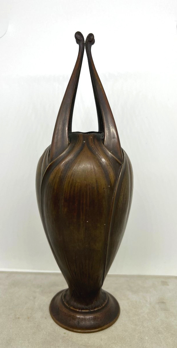 Eugene Capon, 1910 Vase-photo-4