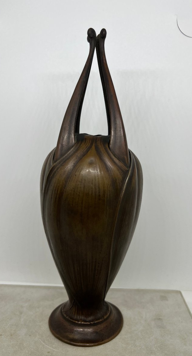 Eugene Capon, 1910 Vase-photo-6