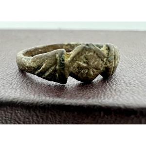 Bague Medieval en bronze XV sec
