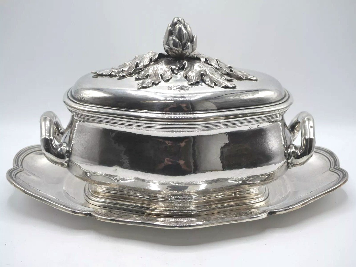 Vegetable Dish Or Covered Terrine And Its Sleeper In Solid Silver 18th Century Decor