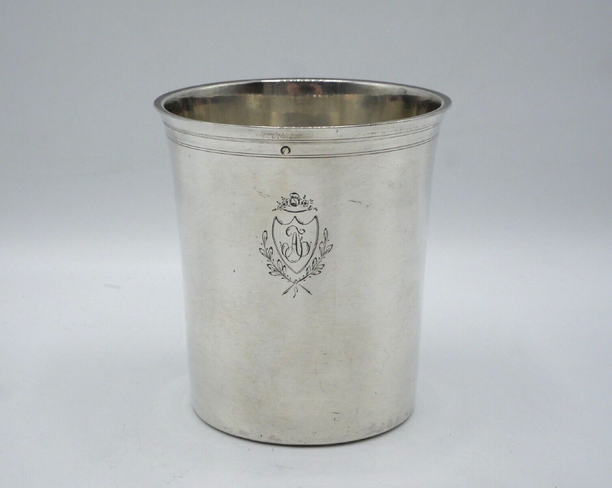 Timbale Droite En Argent Massif époque 19ème