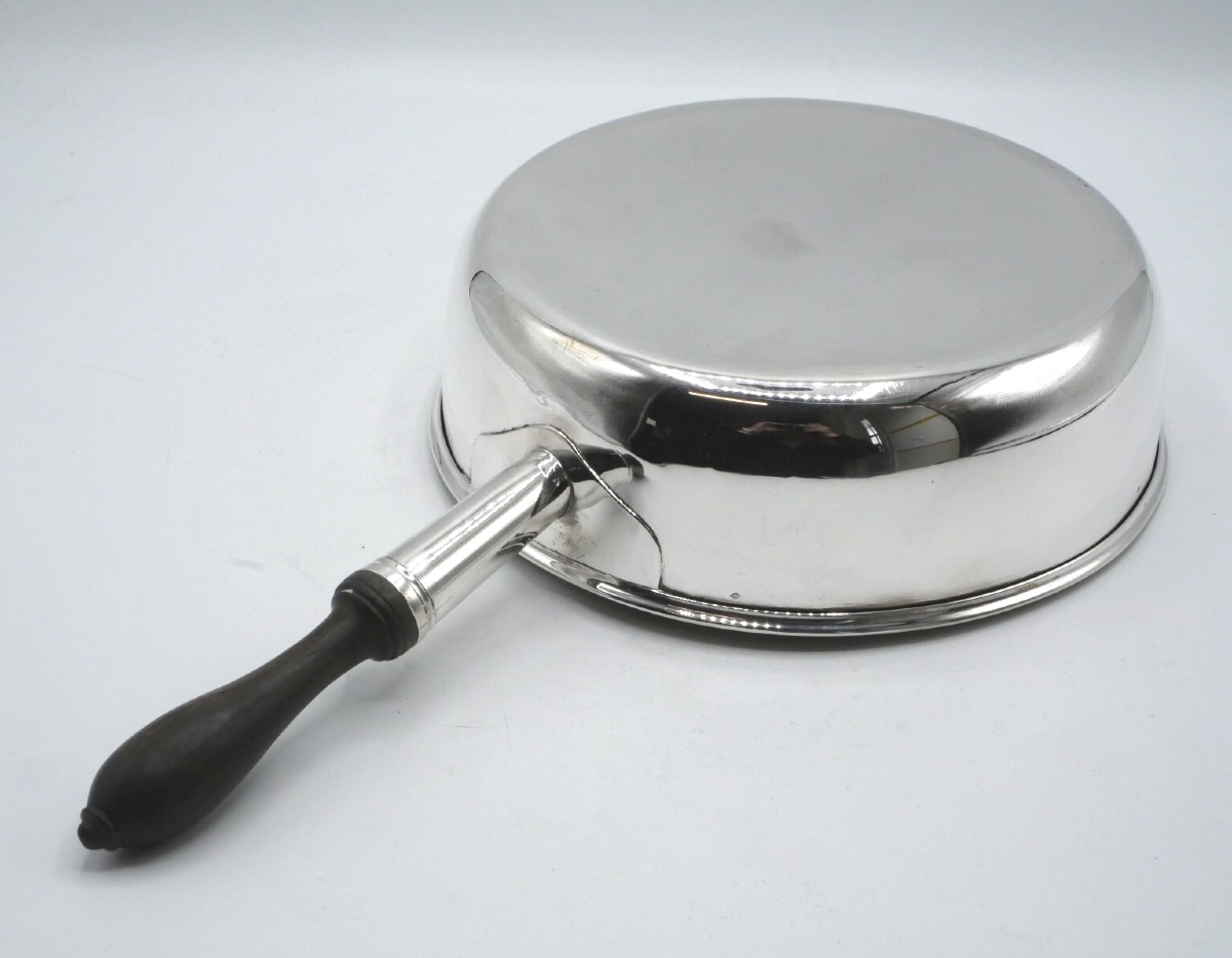 Solid Silver Skillet With Wooden Handle-photo-3