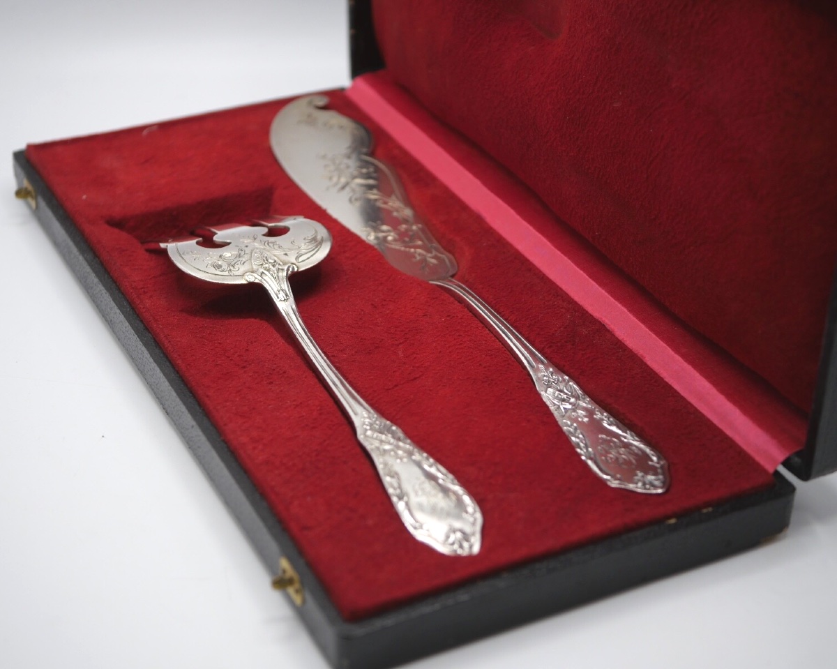 Solid Silver Fish Serving Cutlery-photo-1