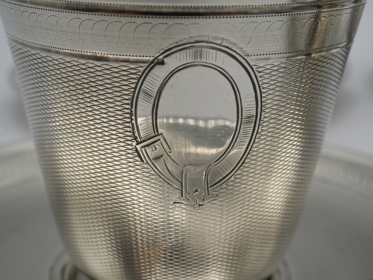 Suite de 4 tasses et sous tasses avec leurs cuillères en argent massif-photo-7