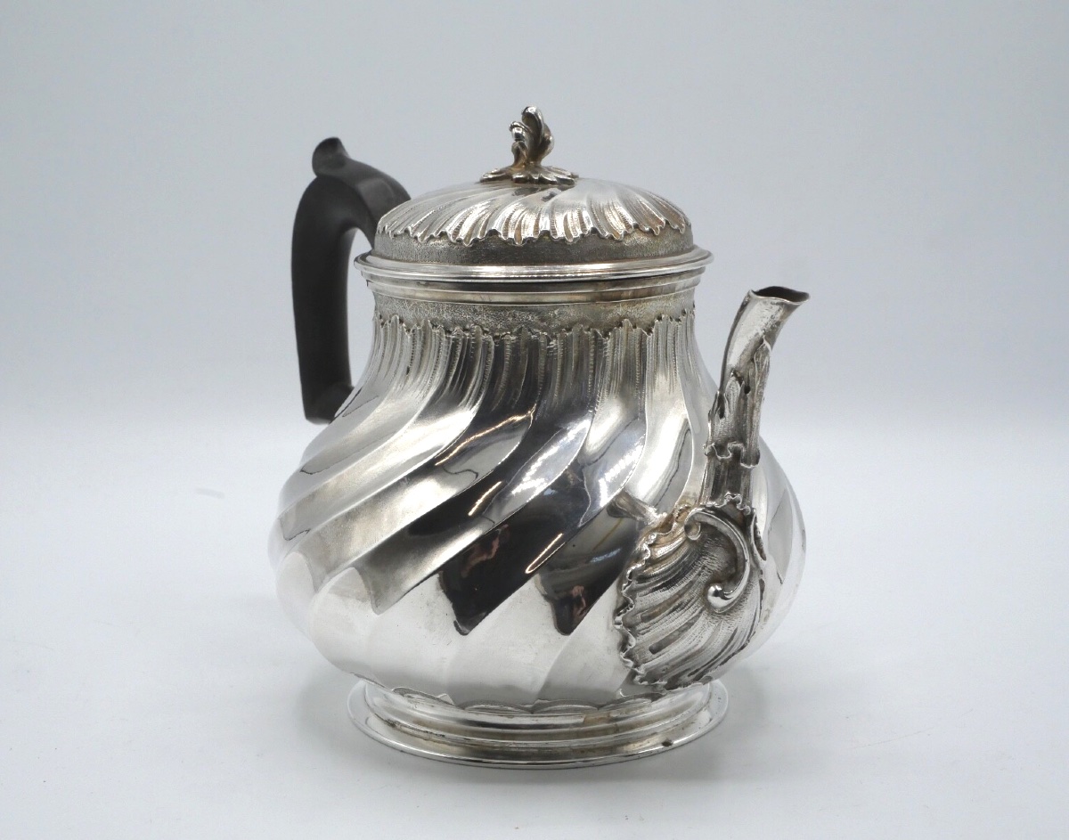 Rococo Style Solid Silver Teapot-photo-4
