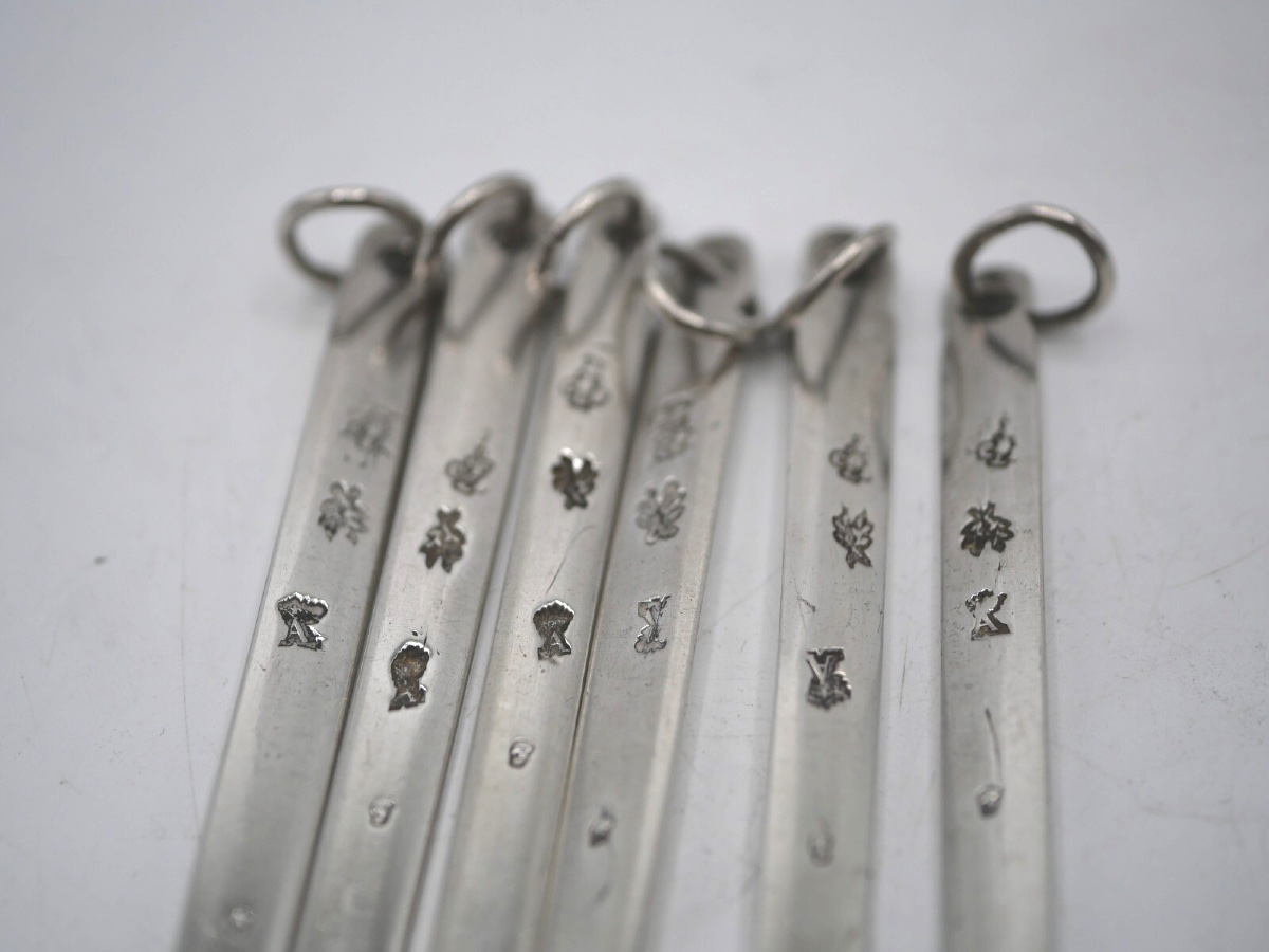 Série de 6 hatelets(brochettes) en argent massif époque 18ème-photo-2