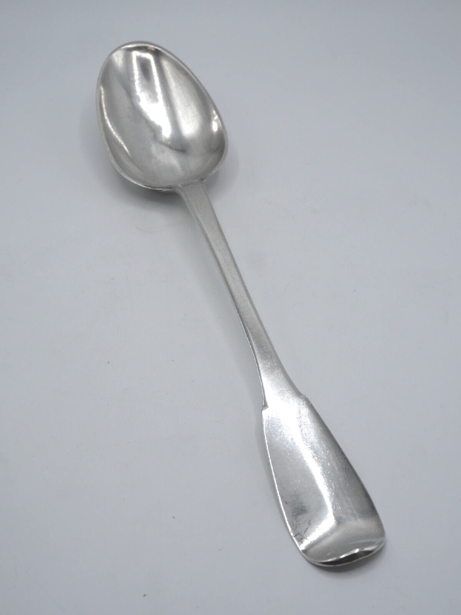 Cuillère à ragout en argent massif epoque 18ème