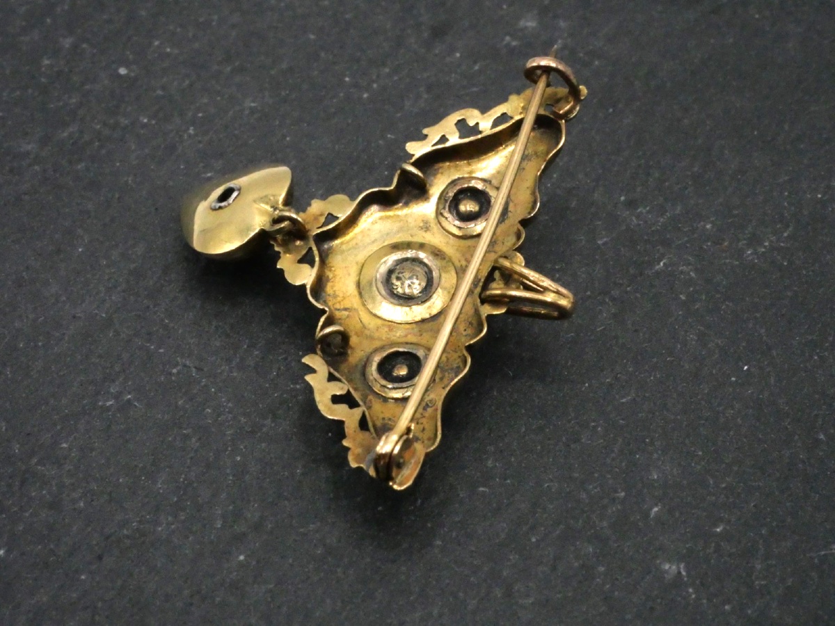 Pendentif - broche en or jaune, argent, diamants et émail-photo-1