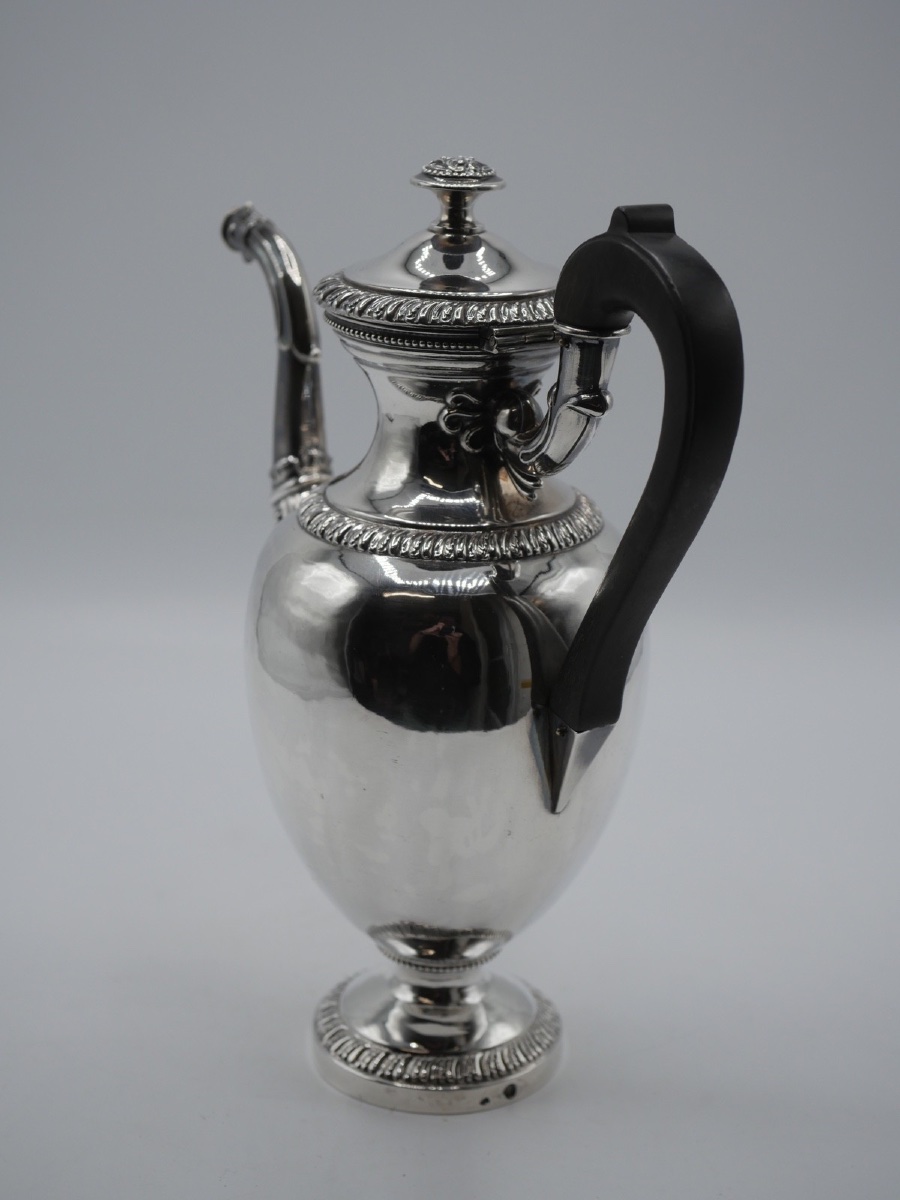 Cafetière ou verseuse en argent massif époque 19ème-photo-4