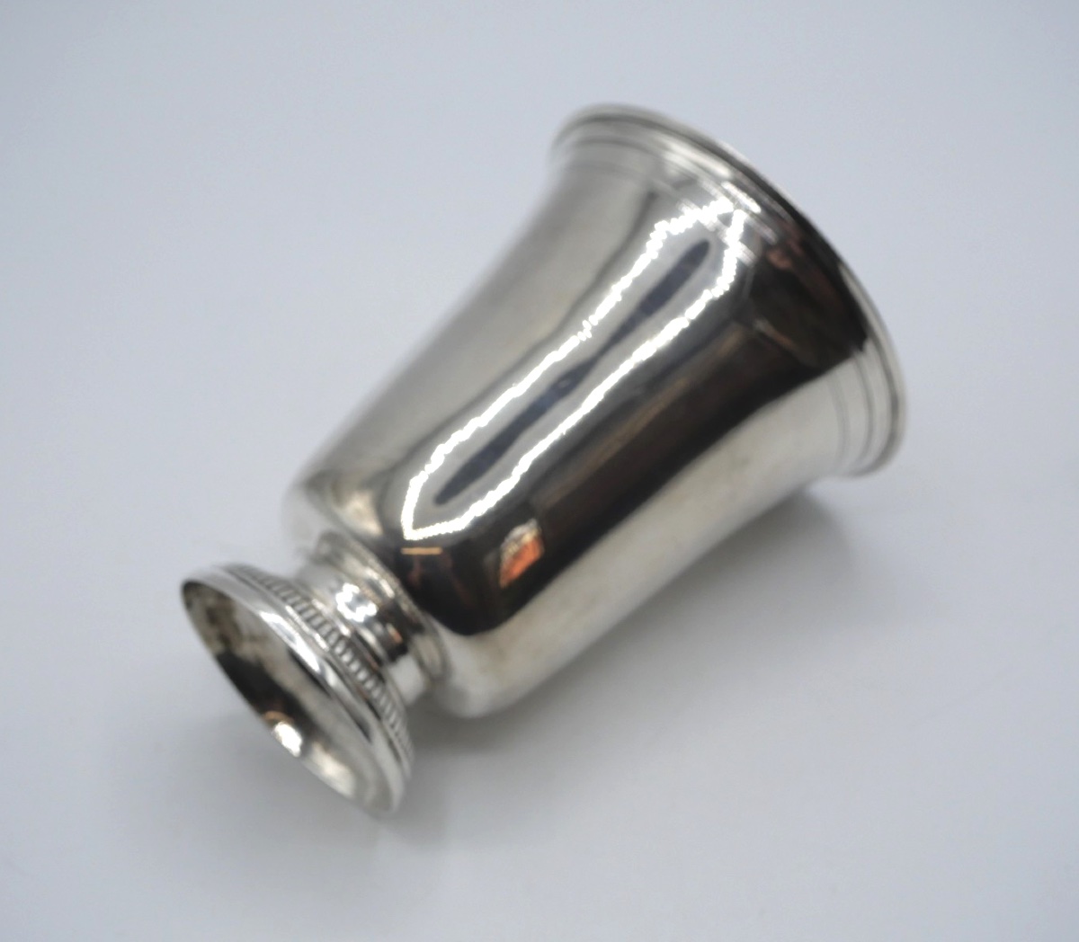 18th Century Solid Silver Tulip Cup-photo-2