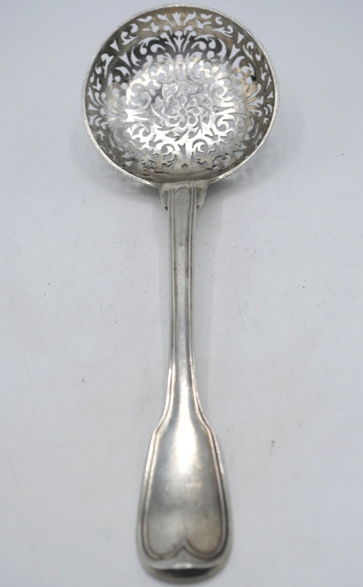18th Century Solid Silver Sprinkler-photo-3