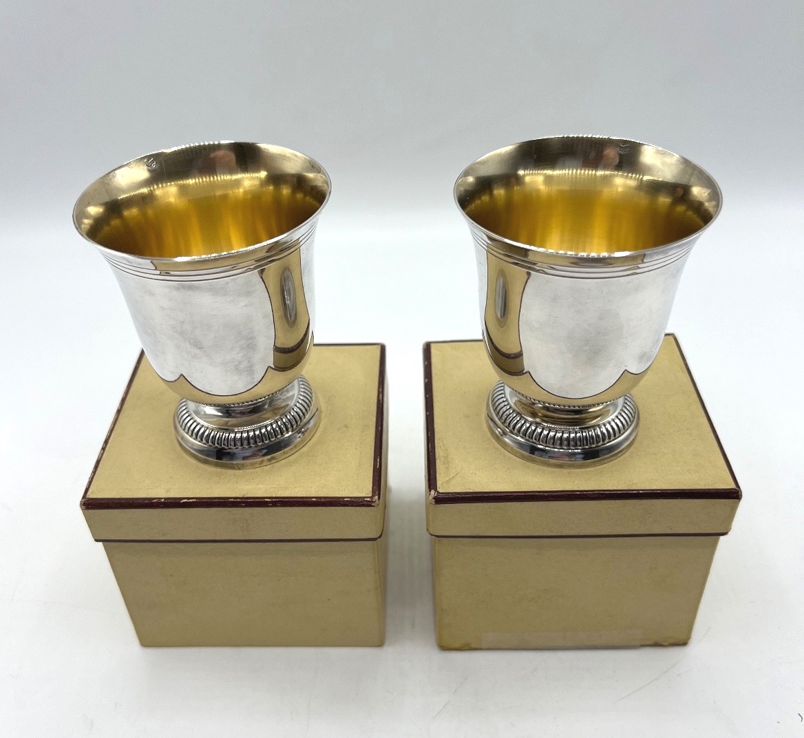 Pair Of Tulip-shaped Goblets In Solid Silver And Vermeil